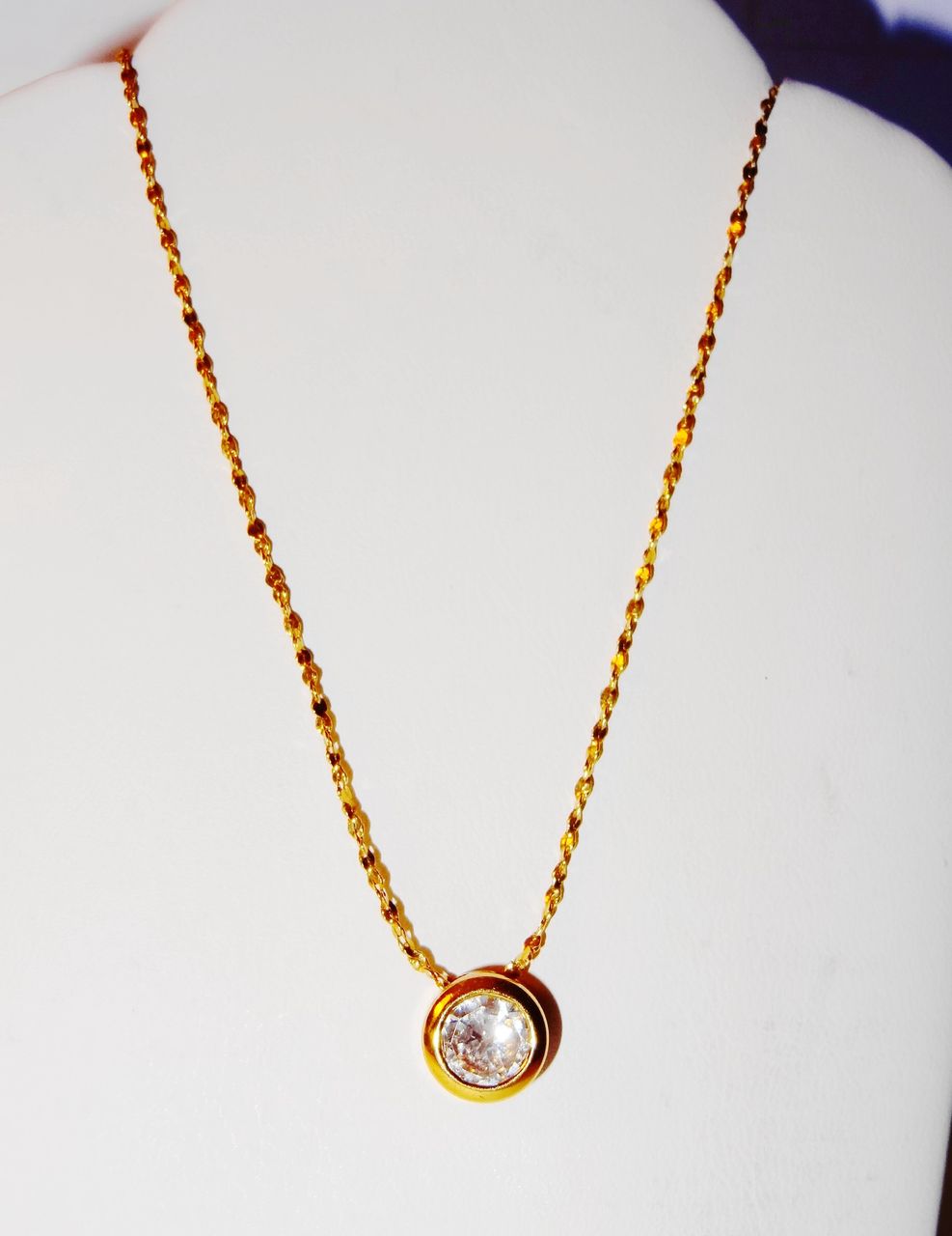 Avon "Bezel CZ" Necklace ~ 16" ~ round rhinestone pendant set in gold-tone Avon "Bezel CZ" Necklace ~ 16" ~ round rhinestone pendant set in gold-tone