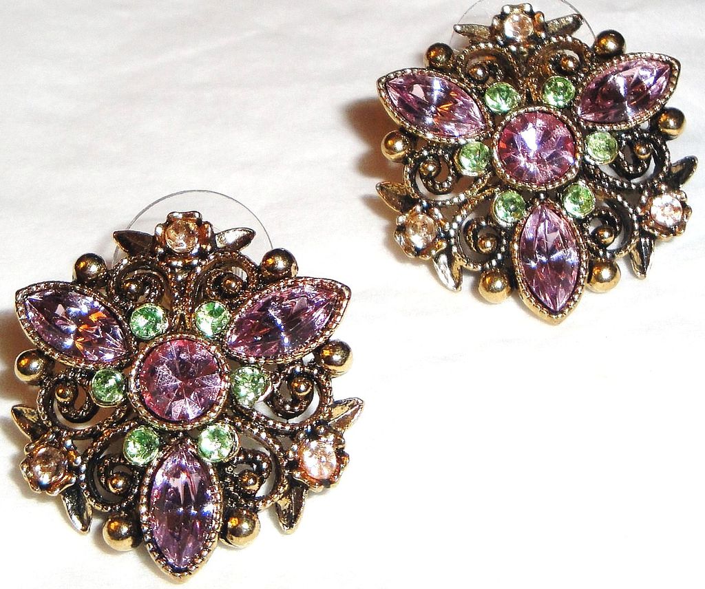 Avon "Burnished Gold-tone Flower Button" Pierced Earrings ~ pastel rhinestones Avon "Burnished Gold-tone Flower Button" Pierced Earrings ~ pastel rhinestones