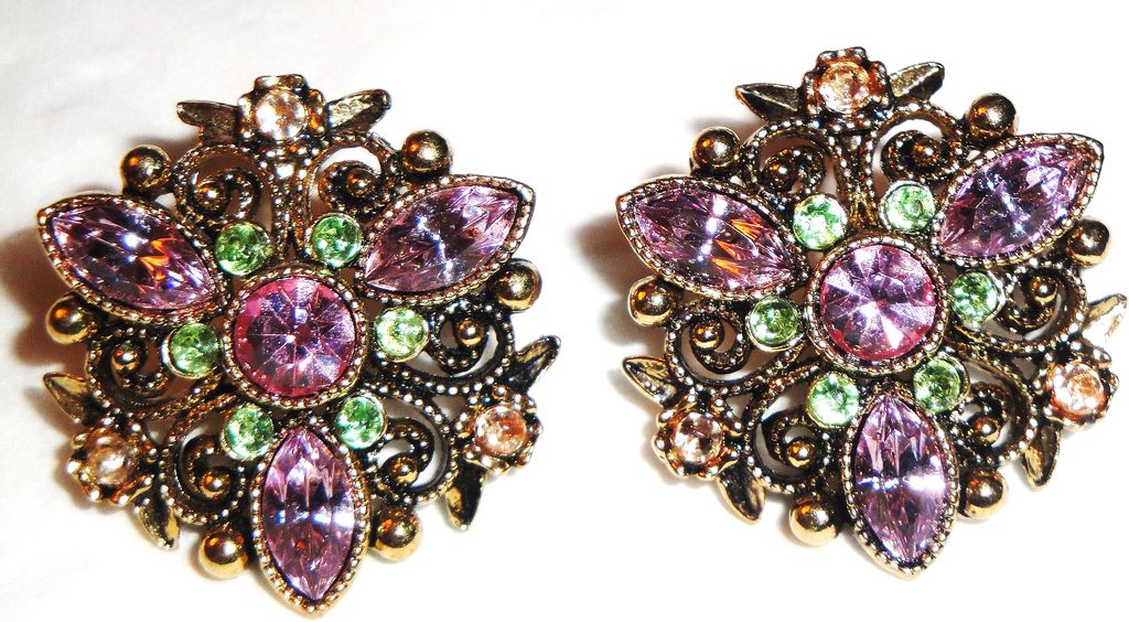 Avon "Burnished Gold-tone Flower Button" Pierced Earrings ~ pastel rhinestones Avon "Burnished Gold-tone Flower Button" Pierced Earrings ~ pastel rhinestones