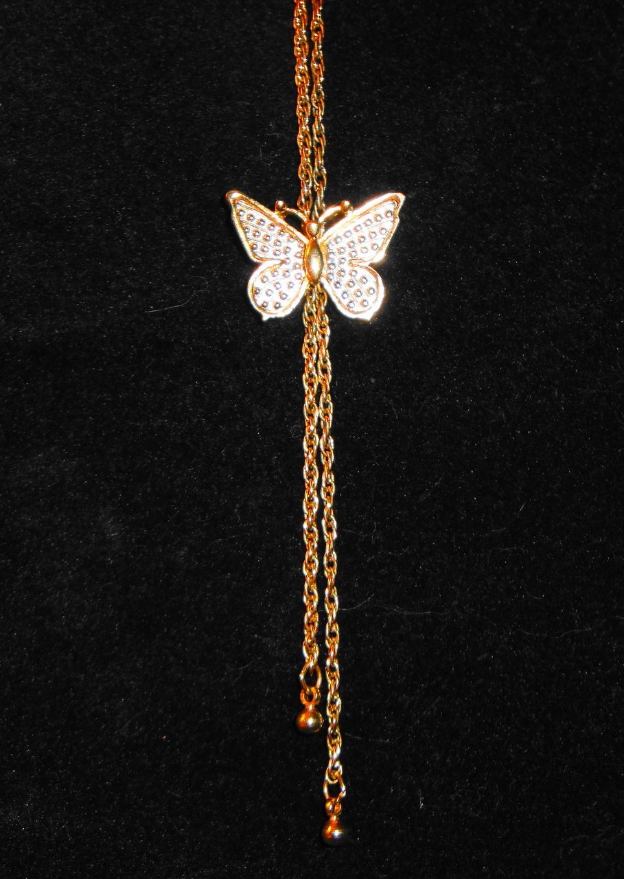 Vintage Signed Avon 1979 "Butterfly Lariat Necklace" Vintage Signed Avon 1979 "Butterfly Lariat Necklace"