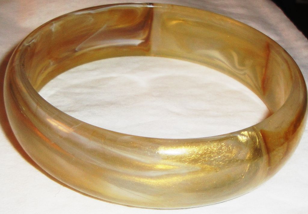 Vintage Yellow Swirls Opaque Bangle Bracelet Vintage Yellow Swirls Opaque Bangle Bracelet