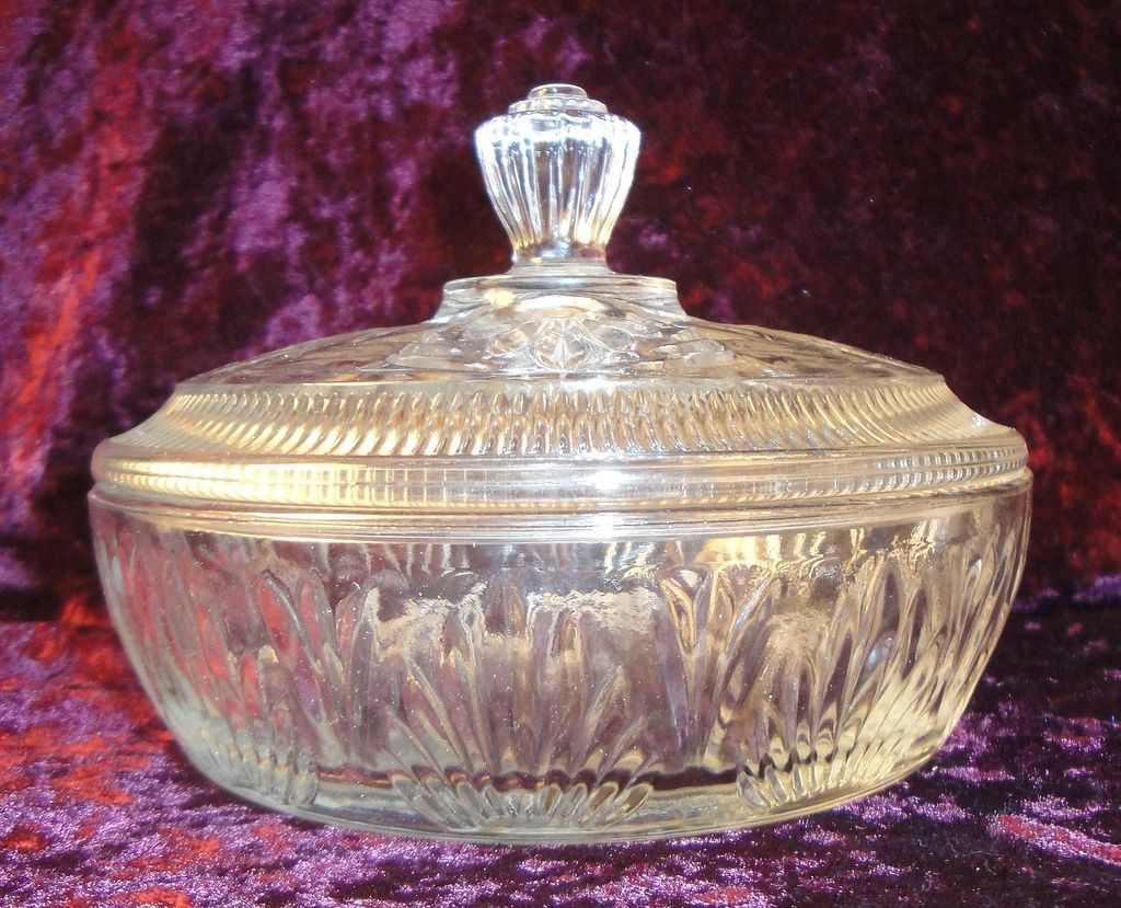 Vintage Signed Avon 1979-80 "Beauty Dust Crystalique Container" ~ clear glass with etched pattern Vintage Signed Avon 1979-80 "Beauty Dust Crystalique Container" ~ clear glass with etched pattern