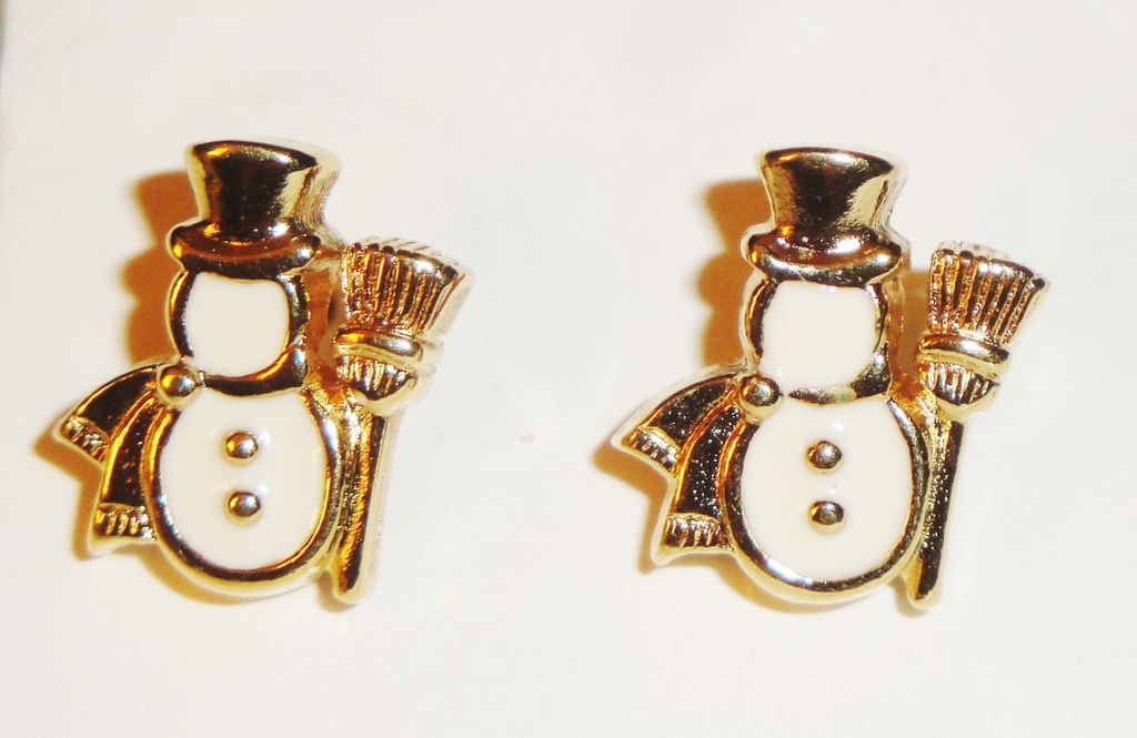 Vintage Avon Snowman Pierced Earrings Vintage Avon Snowman Pierced Earrings