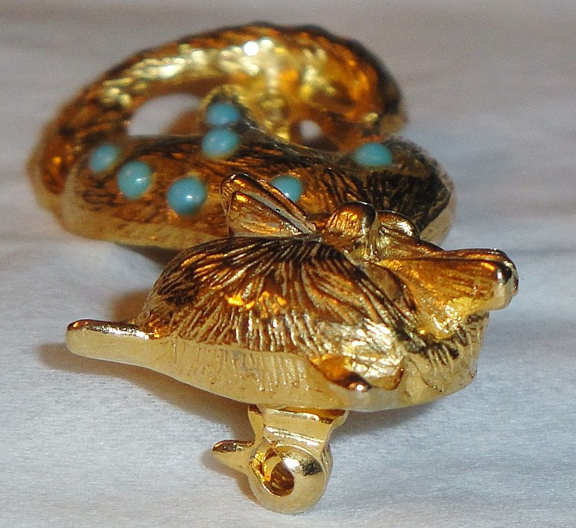 Unique Gold-tone Textured Figural Cat Pin with 8 turquoise stones on back Unique Gold-tone Textured Figural Cat Pin with 8 turquoise stones on back