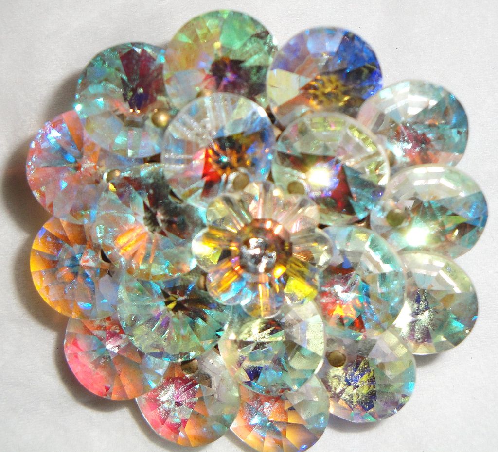 Vintage Aurora Borealis Rhinestones Flower Brooch from the mid to late 1950s Vintage Aurora Borealis Rhinestones Flower Brooch from the mid to late 1950s