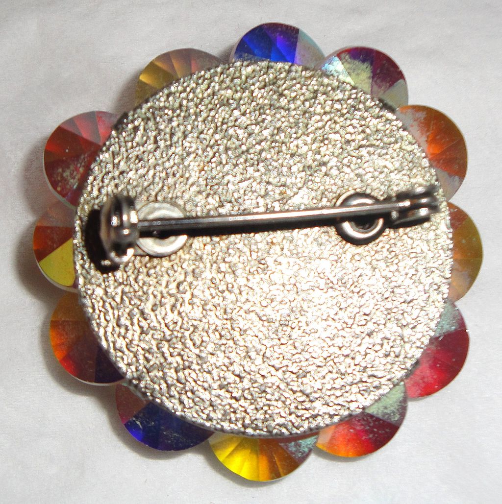 Vintage Aurora Borealis Rhinestones Flower Brooch from the mid to late 1950s Vintage Aurora Borealis Rhinestones Flower Brooch from the mid to late 1950s