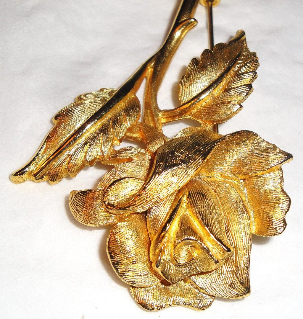 Vintage Signed Charel Long Stemmed Rose Brooch in Gold-tone Vintage Signed Charel Long Stemmed Rose Brooch in Gold-tone
