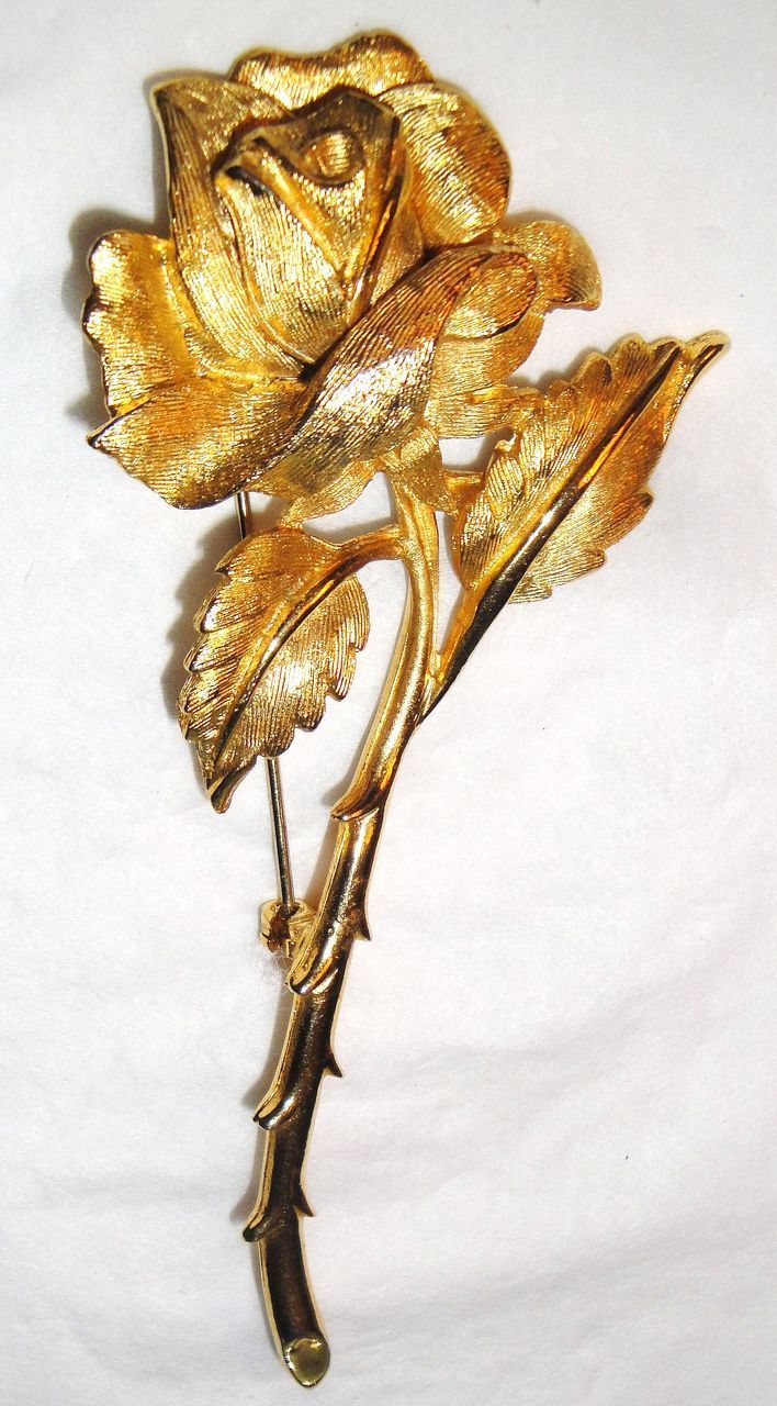 Vintage Signed Charel Long Stemmed Rose Brooch in Gold-tone Vintage Signed Charel Long Stemmed Rose Brooch in Gold-tone