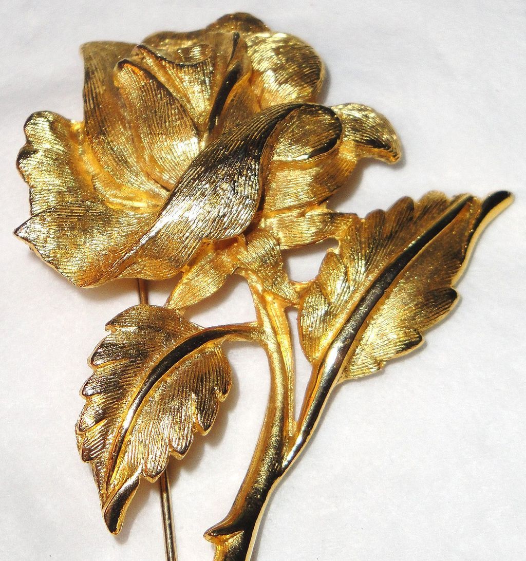 Vintage Signed Charel Long Stemmed Rose Brooch in Gold-tone Vintage Signed Charel Long Stemmed Rose Brooch in Gold-tone