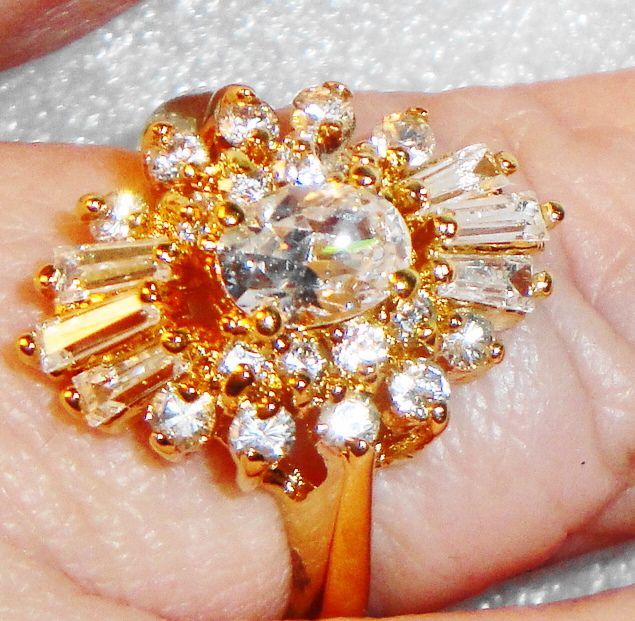 * Book Piece "Evening Star Collection" Cocktail Ring ~ Sz 8 ~ from Avon's Elizabeth Taylor Designer Line * Book Piece "Evening Star Collection" Cocktail Ring ~ Sz 8 ~ from Avon's Elizabeth Taylor Designer Line