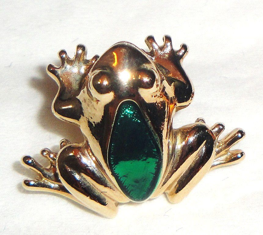 Avon 1985 "Frog Tac Pin" ~ gold-tone frog with emerald colored back Avon 1985 "Frog Tac Pin" ~ gold-tone frog with emerald colored back