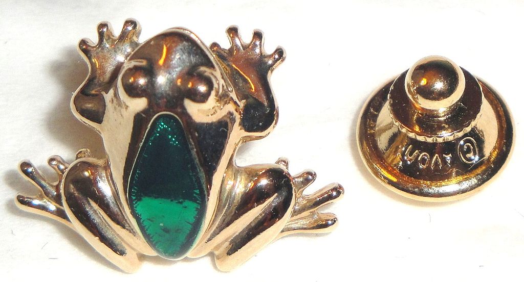 Avon 1985 "Frog Tac Pin" ~ gold-tone frog with emerald colored back Avon 1985 "Frog Tac Pin" ~ gold-tone frog with emerald colored back