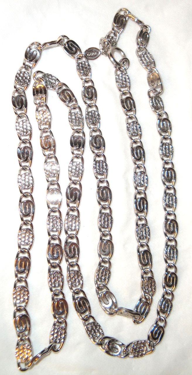 Vintage Signed Avon 1975 32" Long Silver-tone "Great Lengths Necklace" ~ very versatile Vintage Signed Avon 1975 32" Long Silver-tone "Great Lengths Necklace" ~ very versatile