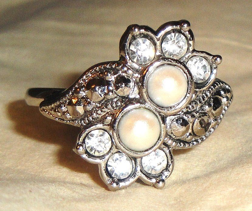 Signed Avon "Heirloom Riches" Ring ~ Size 8 ~ extremely rare marcasite and faux pearl design Signed Avon "Heirloom Riches" Ring ~ Size 8 ~ extremely rare marcasite and faux pearl design