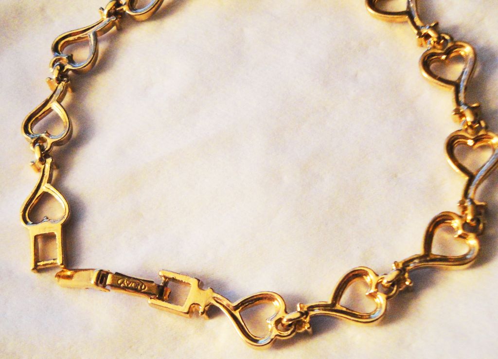 Vintage Signed Avon Gold-tone Heart & Crystal Bracelet Vintage Signed Avon Gold-tone Heart & Crystal Bracelet