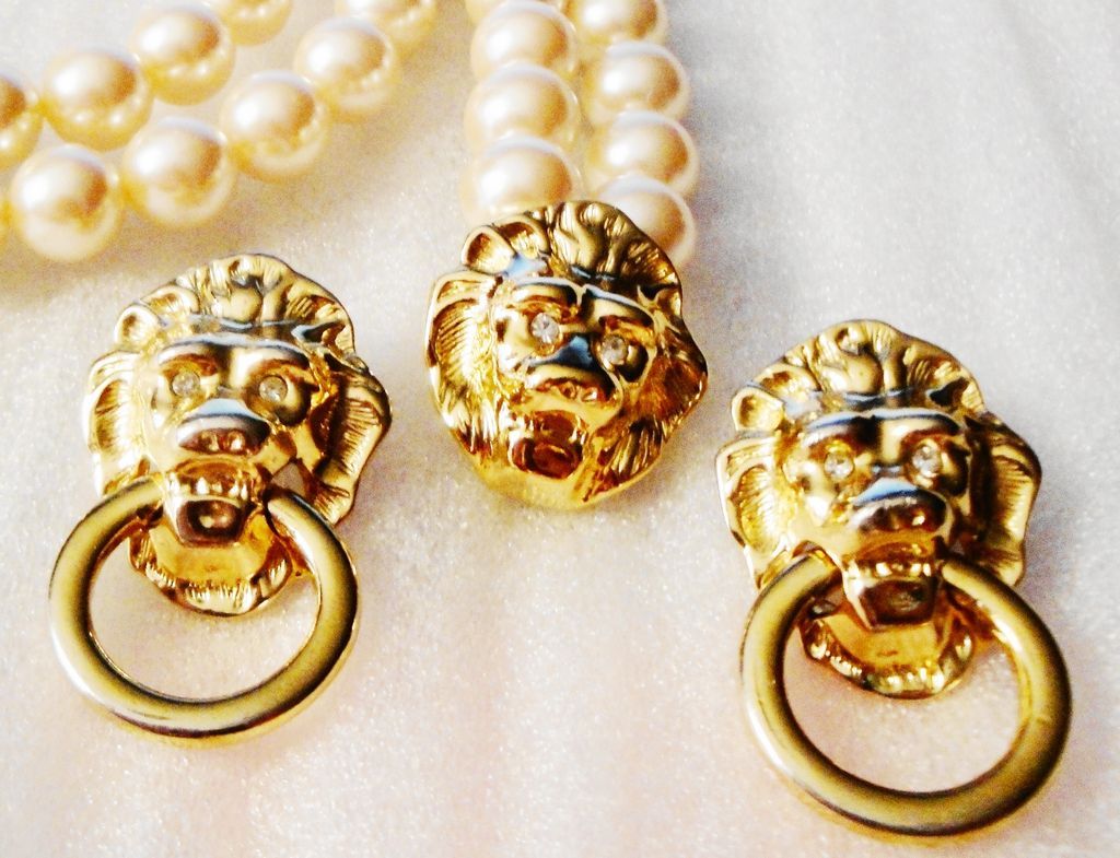 RARE! Kenneth Jay Lane (KJL) "Society Collection" Necklace & Pierced Earrings ~ lions' head doorknockers RARE! Kenneth Jay Lane (KJL) "Society Collection" Necklace & Pierced Earrings ~ lions' head doorknockers