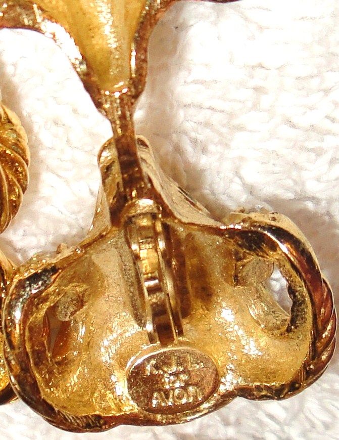 RARE! Kenneth Jay Lane's "Sophisticated Lady Collection" ~ Black Necklace, Small Bracelet & Clip Earrings Avon's Designer Signed Collection ~ central theme is a ram's head RARE! Kenneth Jay Lane's "Sophisticated Lady Collection" ~ Black Necklace, Small Bracelet & Clip Earrings Avon's Designer Signed Collection ~ central theme is a ram's head