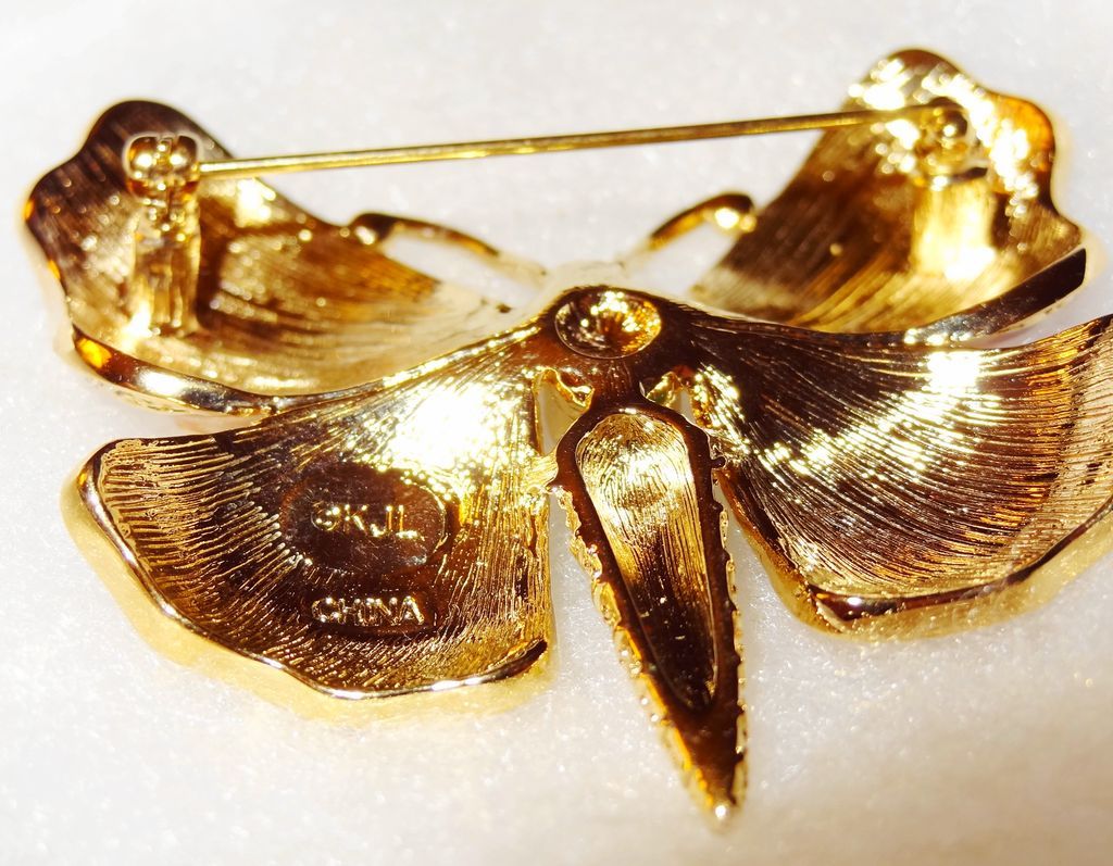 Designer Signed c.1990 KJL Kenneth Jay Lane Pave Crystal & Enamel Butterfly Designer Signed c.1990 KJL Kenneth Jay Lane Pave Crystal & Enamel Butterfly