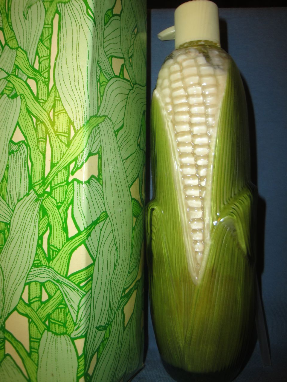 Avon 1977-1980 "Golden Harvest" Lotion, clear glass ear of corn decanter Avon 1977-1980 "Golden Harvest" Lotion, clear glass ear of corn decanter