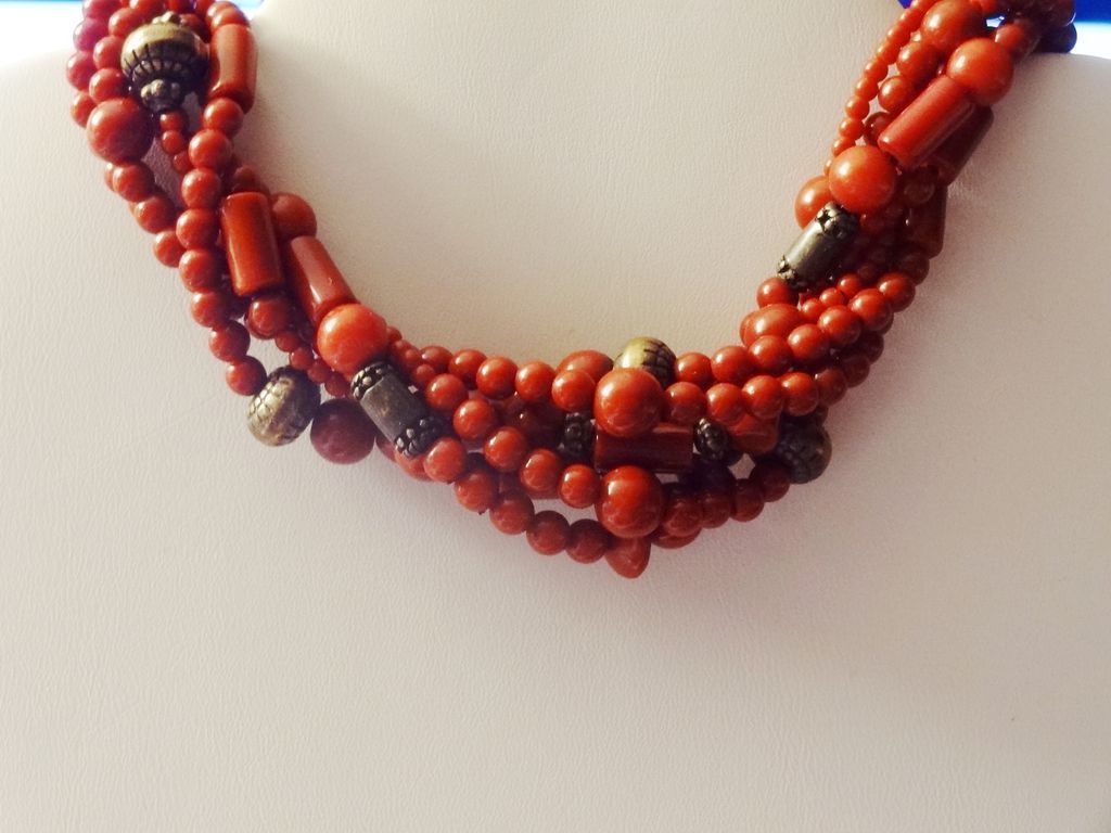 Vintage Maroon Beaded Torsade Necklace Vintage Maroon Beaded Torsade Necklace