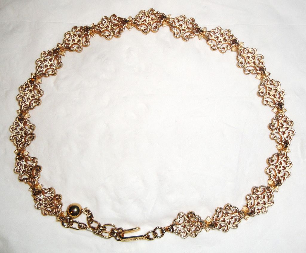 Vintage Signed Avon "Precious Pretenders" Necklace ~ gold washed flowers Vintage Signed Avon "Precious Pretenders" Necklace ~ gold washed flowers