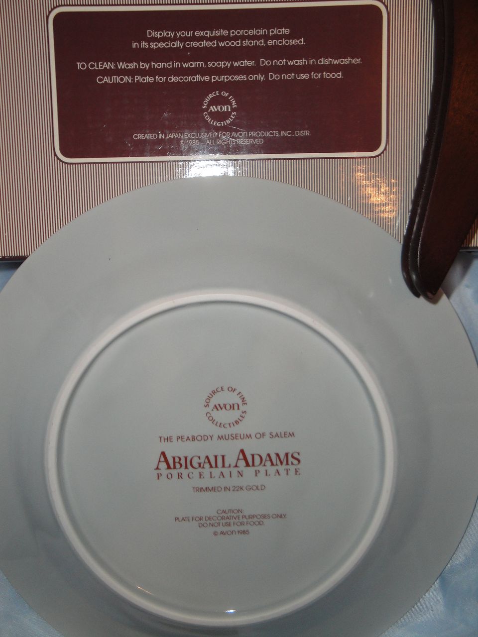 Vintage Signed Avon 1985 "Abigail Adams Porcelain Plate" ~ fine porcelain with 22K gold trim Vintage Signed Avon 1985 "Abigail Adams Porcelain Plate" ~ fine porcelain with 22K gold trim