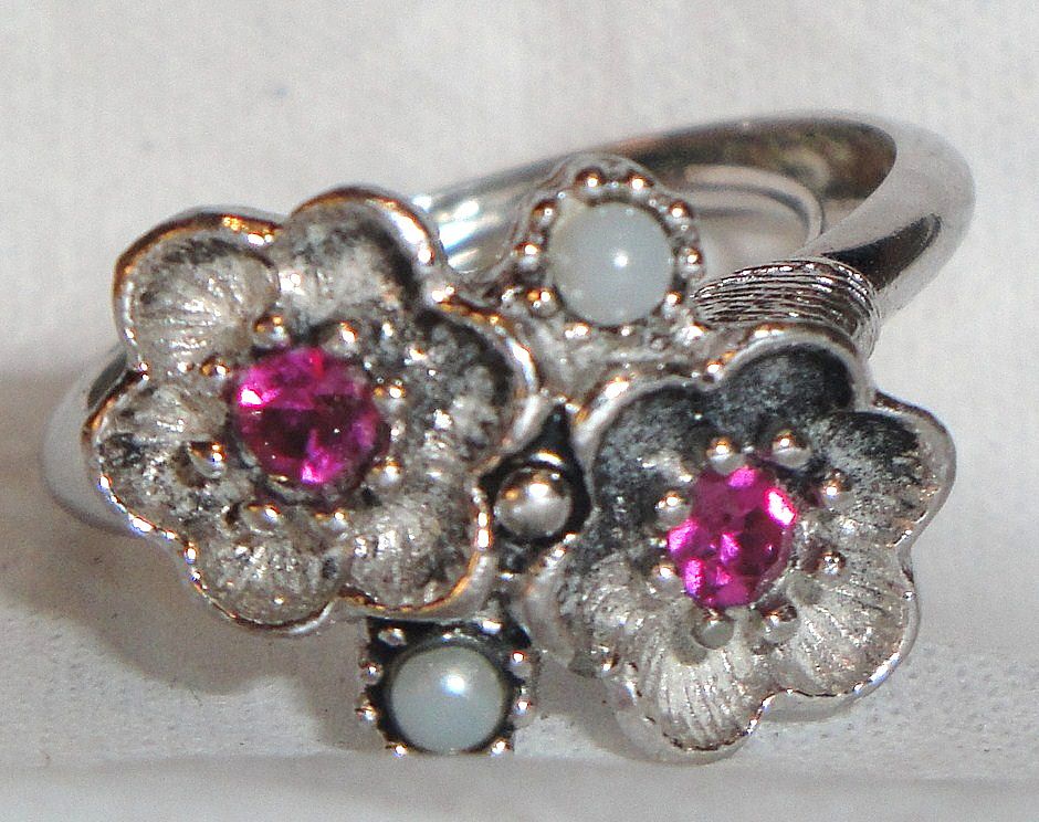 Avon 1974 "Rosegay" Flowers Rhodium Plated Ring ~ Size 10 ~ rose stone centers ~ antique silver-tone ~ faux pearls Avon 1974 "Rosegay" Flowers Rhodium Plated Ring ~ Size 10 ~ rose stone centers ~ antique silver-tone ~ faux pearls
