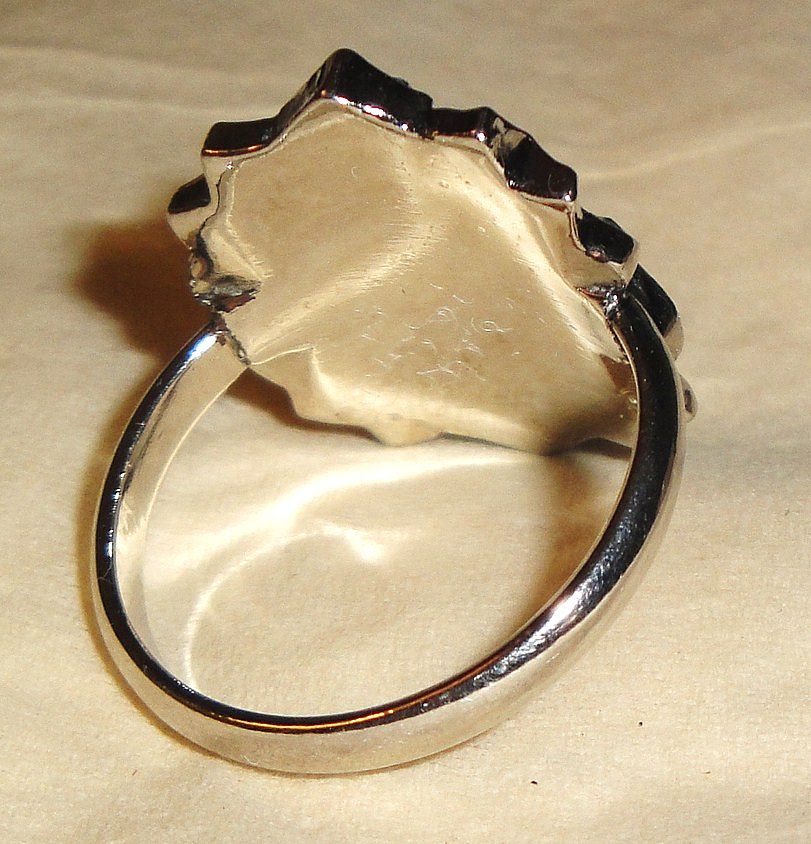 Signed Avon "Royal Radiance Ring" ~ Size 8 ~ marcasite & faux amethyst in regal style of precious heirloom Signed Avon "Royal Radiance Ring" ~ Size 8 ~ marcasite & faux amethyst in regal style of precious heirloom