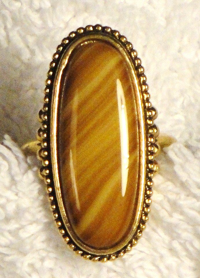 Signed Vintage Avon "Shimmering Sands Ring" ~ Size 7 1/2 ~ agate striated in sand shades ~ no 2 alike Signed Vintage Avon "Shimmering Sands Ring" ~ Size 7 1/2 ~ agate striated in sand shades ~ no 2 alike