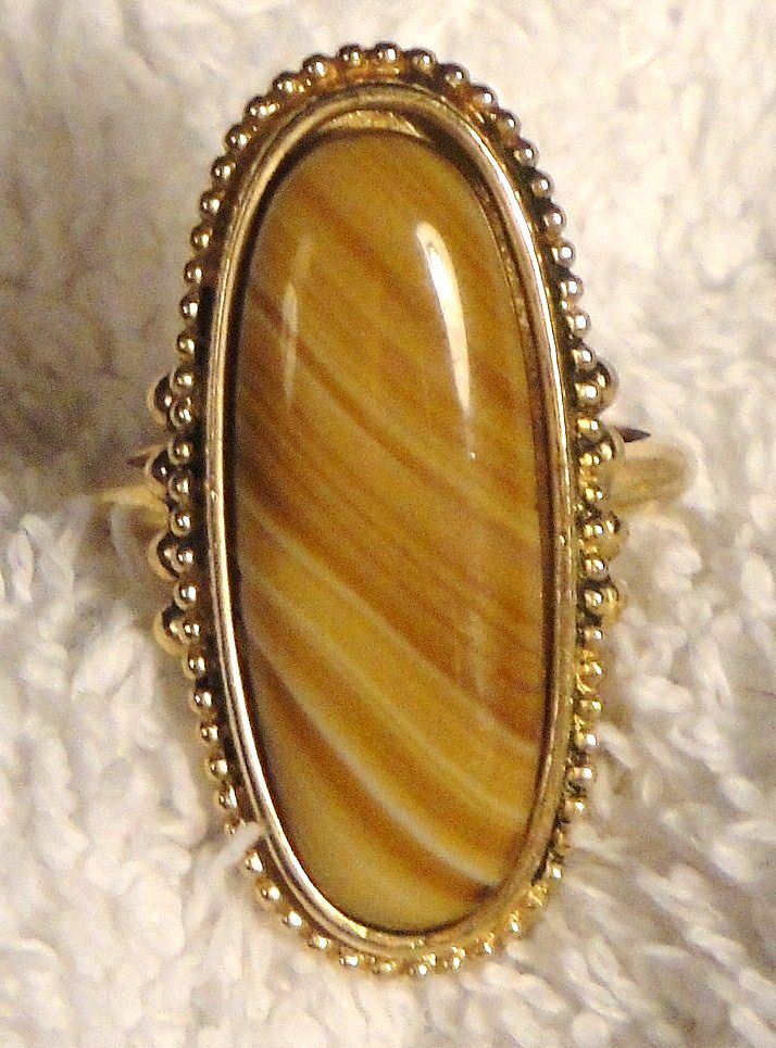 Signed Vintage Avon "Shimmering Sands Ring" ~ Size 7 ~ agate striated in sand shades ~ no 2 alike Signed Vintage Avon "Shimmering Sands Ring" ~ Size 7 ~ agate striated in sand shades ~ no 2 alike