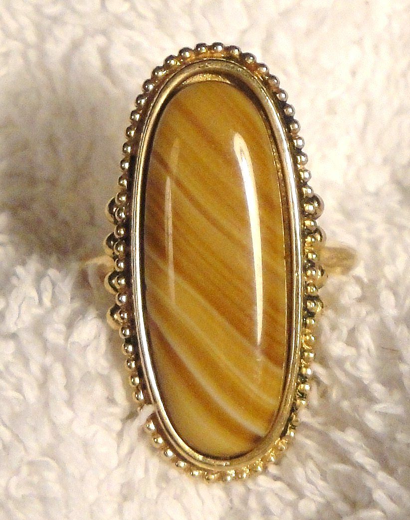 Signed Vintage Avon "Shimmering Sands Ring" ~ Size 7 ~ agate striated in sand shades ~ no 2 alike Signed Vintage Avon "Shimmering Sands Ring" ~ Size 7 ~ agate striated in sand shades ~ no 2 alike