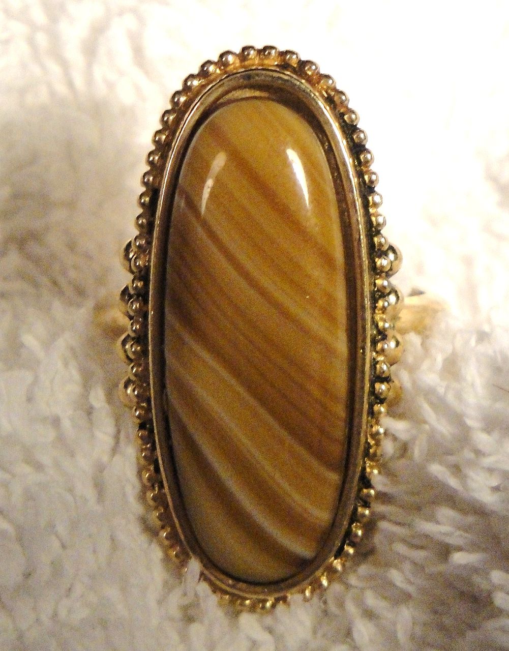 Signed Vintage Avon "Shimmering Sands Ring" ~ Size 7 ~ agate striated in sand shades ~ no 2 alike Signed Vintage Avon "Shimmering Sands Ring" ~ Size 7 ~ agate striated in sand shades ~ no 2 alike