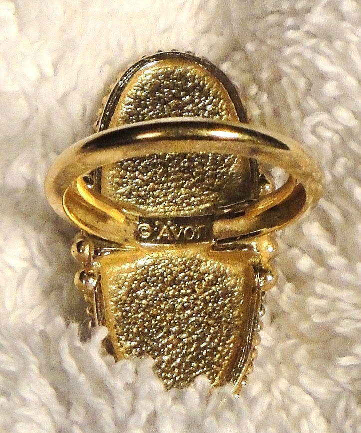 Signed Vintage Avon "Shimmering Sands Ring" ~ Size 7 ~ agate striated in sand shades ~ no 2 alike Signed Vintage Avon "Shimmering Sands Ring" ~ Size 7 ~ agate striated in sand shades ~ no 2 alike