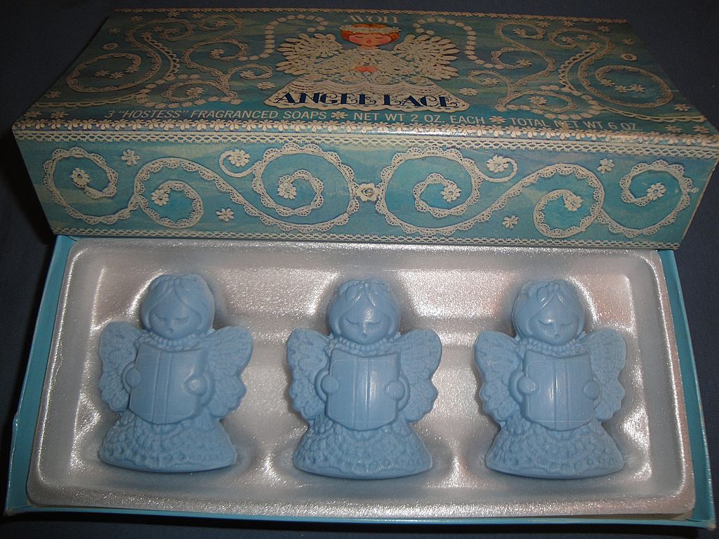 Vintage Signed Avon 1975 "Angel Lace Soaps" ~ 3 blue soaps in shape of angels Vintage Signed Avon 1975 "Angel Lace Soaps" ~ 3 blue soaps in shape of angels