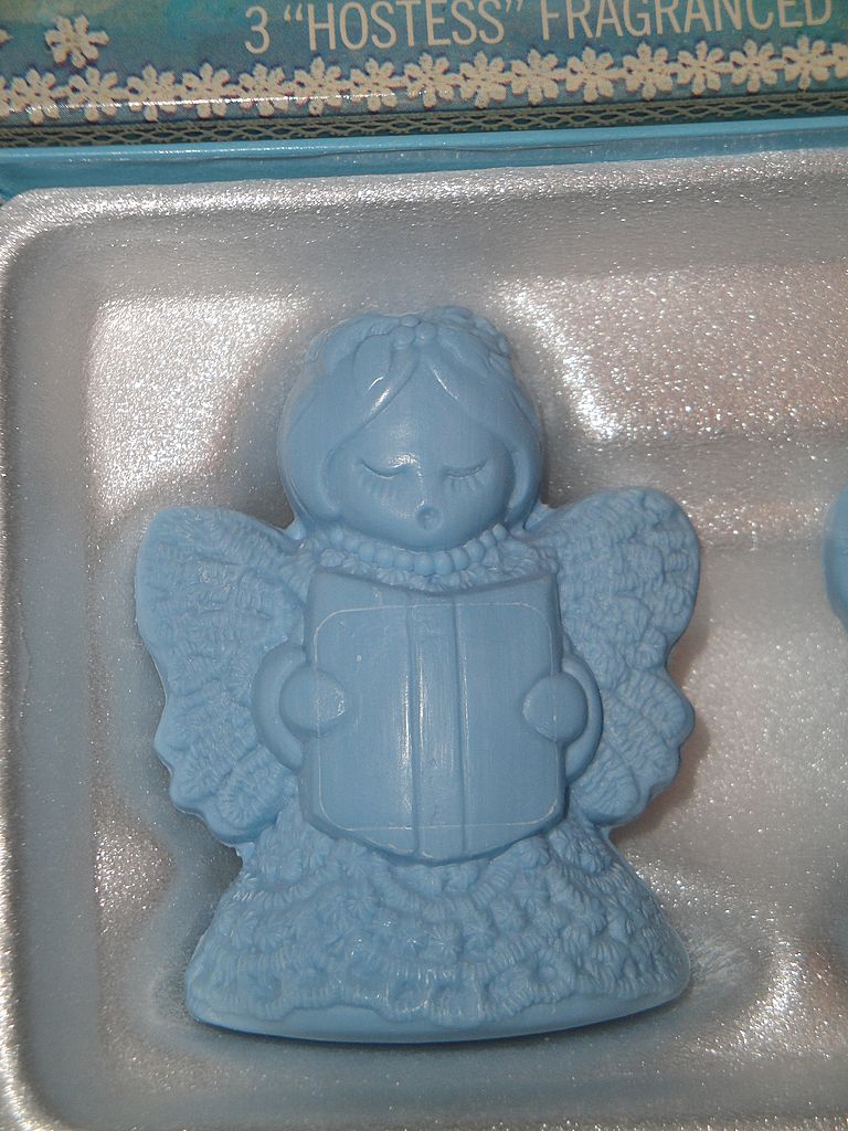Vintage Signed Avon 1975 "Angel Lace Soaps" ~ 3 blue soaps in shape of angels Vintage Signed Avon 1975 "Angel Lace Soaps" ~ 3 blue soaps in shape of angels
