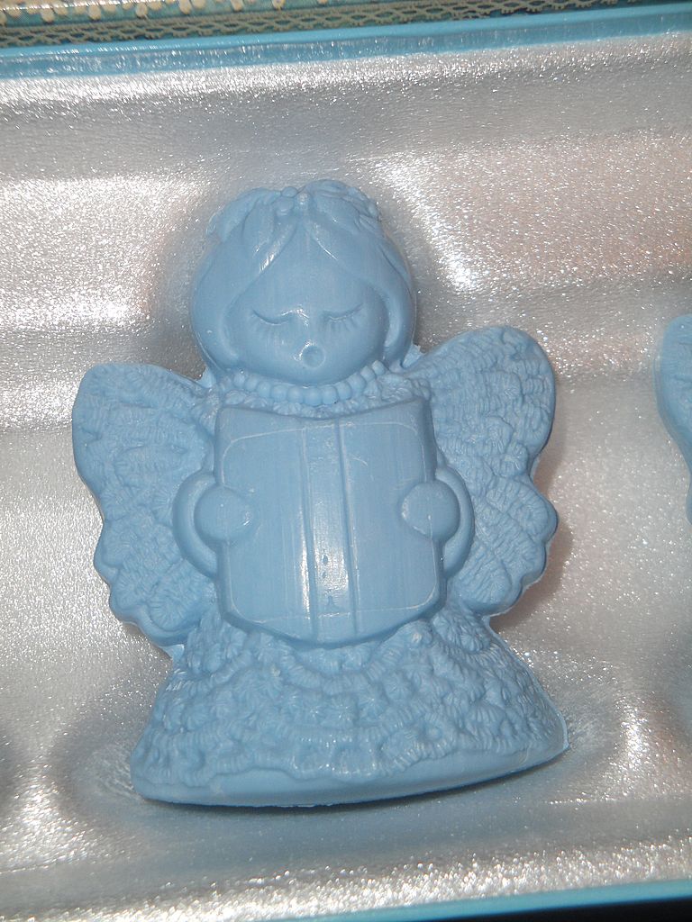 Vintage Signed Avon 1975 "Angel Lace Soaps" ~ 3 blue soaps in shape of angels Vintage Signed Avon 1975 "Angel Lace Soaps" ~ 3 blue soaps in shape of angels