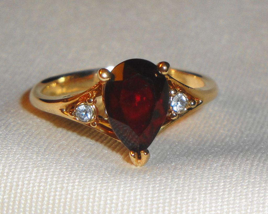 Gold Plated Vintage Signed Avon 1980 "Scarlet Temptation Ring" ~ Size 6-7 ~ Simulated Garnet & Rhinestones Gold Plated Vintage Signed Avon 1980 "Scarlet Temptation Ring" ~ Size 6-7 ~ Simulated Garnet & Rhinestones