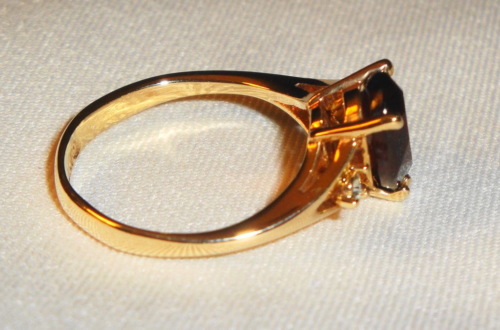 Gold Plated Vintage Signed Avon 1980 "Scarlet Temptation Ring" ~ Size 6-7 ~ Simulated Garnet & Rhinestones Gold Plated Vintage Signed Avon 1980 "Scarlet Temptation Ring" ~ Size 6-7 ~ Simulated Garnet & Rhinestones