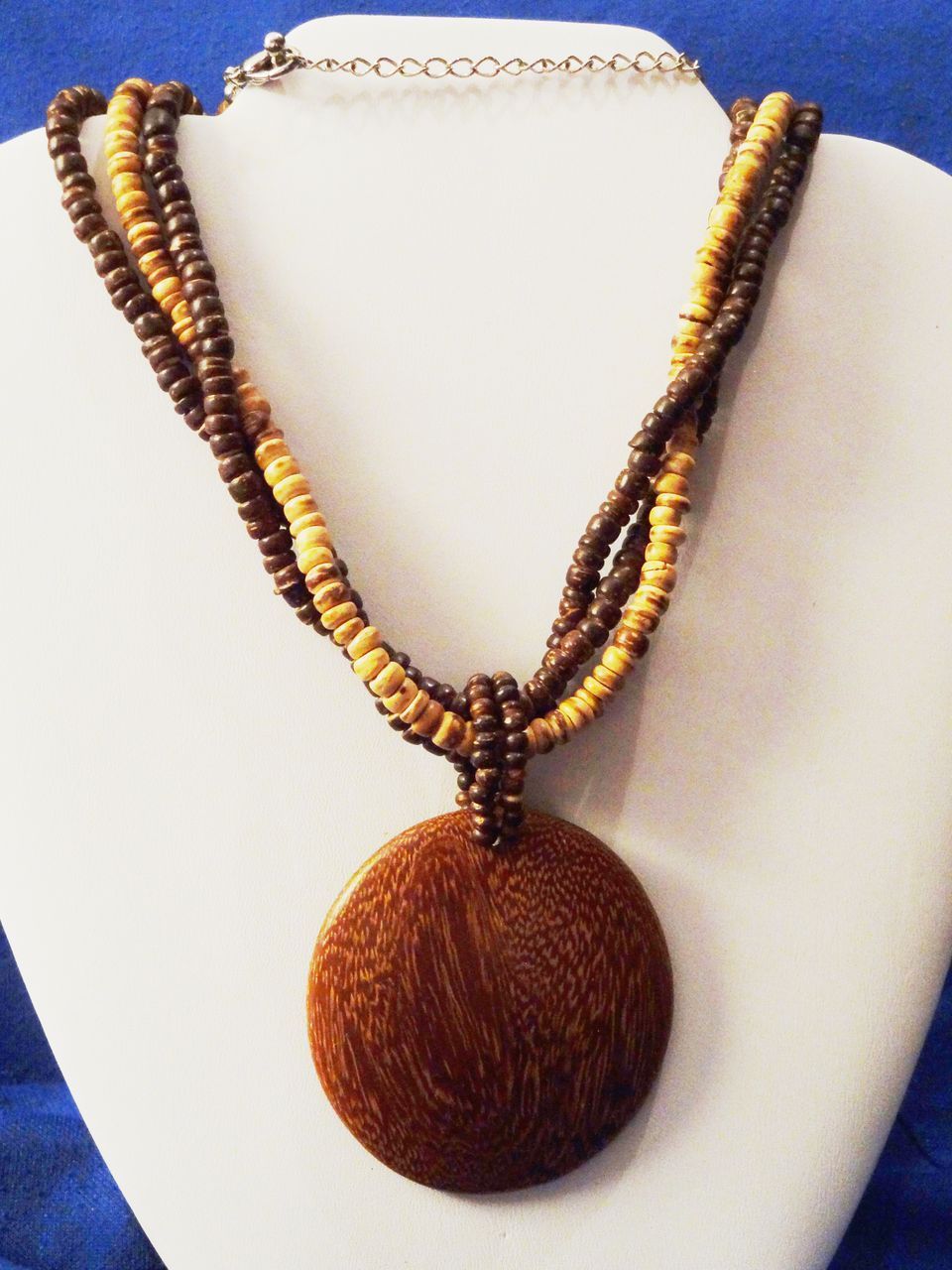 Vintage Multi-strand Large Dangling Wooden Convex Disk Necklace Vintage Multi-strand Large Dangling Wooden Convex Disk Necklace