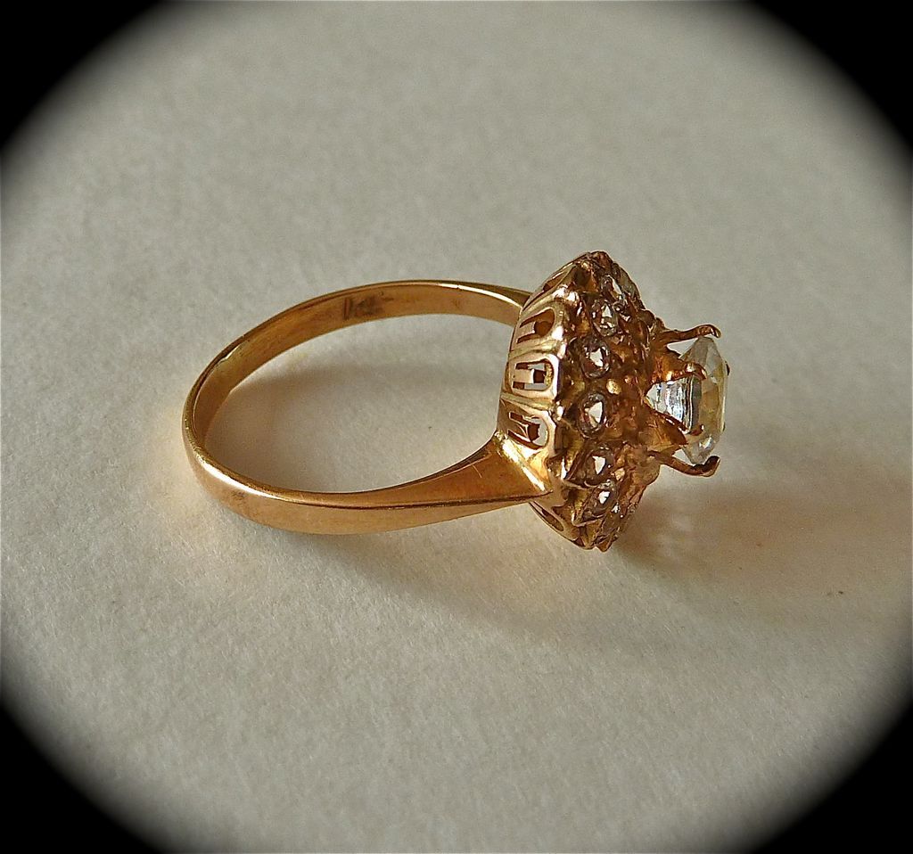 Quartz Crystal Cluster 18k Rose Gold Ring Quartz Crystal Cluster 18k Rose Gold Ring