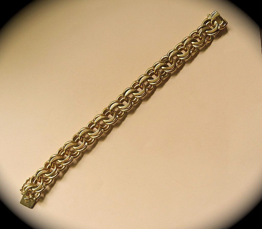 Fabulous Vintage 14k Heavy Double Link Gold Bracelet Fabulous Vintage 14k Heavy Double Link Gold Bracelet