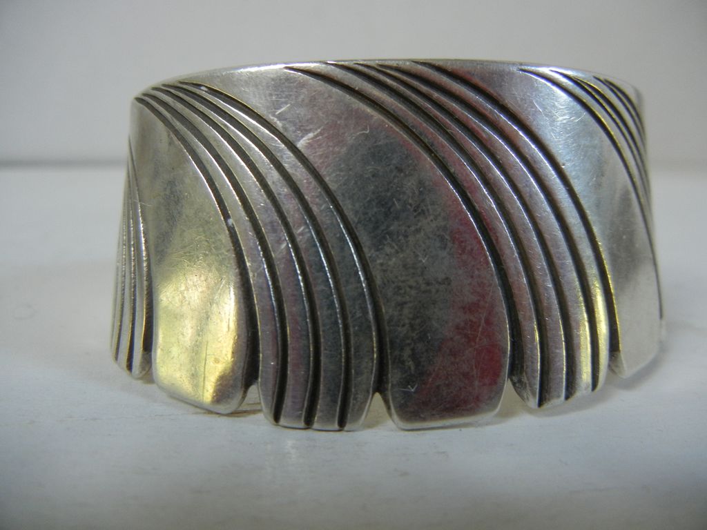 Steve Yellowhorse Navajo Sterling Silver Bracelet Native American Indian Steve Yellowhorse Navajo Sterling Silver Bracelet Native American Indian