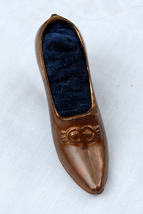 Victorian Figural Shoe Pin Cushion Victorian Figural Shoe Pin Cushion