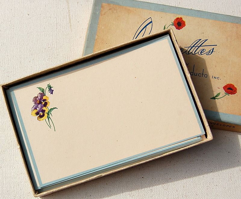 Fleurettes Vintage Correspondence Floral Motif Cards M-103 Fleurettes Vintage Correspondence Floral Motif Cards M-103