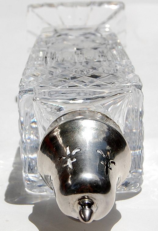 Wonderful English Sterling Top Crystal Sugar/Powder Shaker Wonderful English Sterling Top Crystal Sugar/Powder Shaker