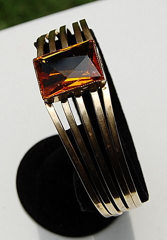 Vintage Gold Tone Metal & Topaz Paste Faceted Stone Bangle Bracelet Vintage Gold Tone Metal & Topaz Paste Faceted Stone Bangle Bracelet