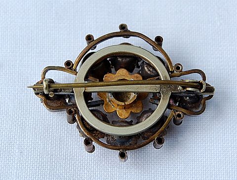 Victorian Gold Tone Metal Paste Brooch Victorian Gold Tone Metal Paste Brooch