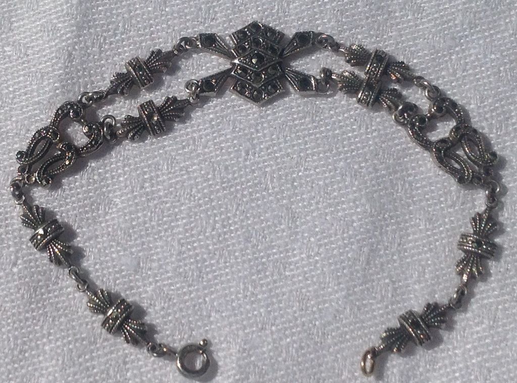 Art Deco Sterling Silver Marcasite Flexible Link Bracelet Art Deco Sterling Silver Marcasite Flexible Link Bracelet