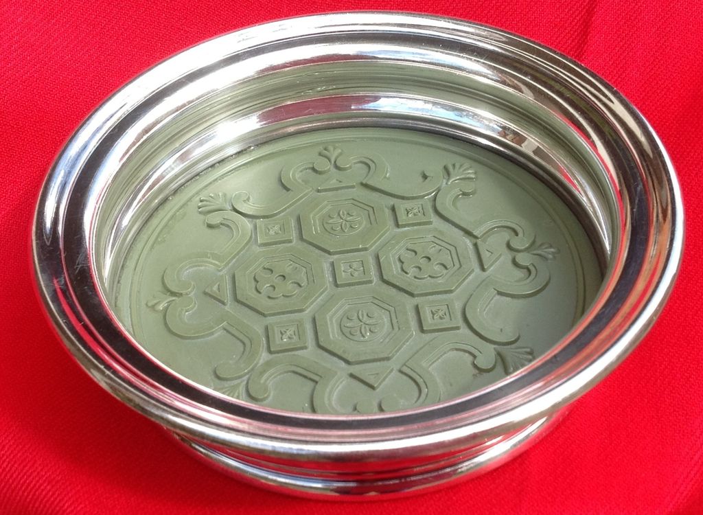 Vintage Silverplate Champagne/Wine Bottle Coaster Vintage Silverplate Champagne/Wine Bottle Coaster