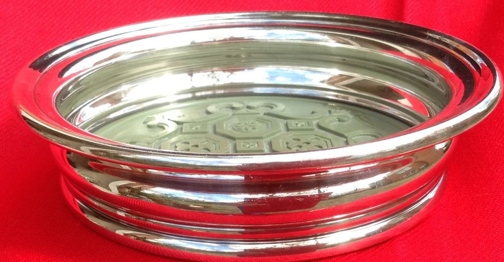 Vintage Silverplate Champagne/Wine Bottle Coaster Vintage Silverplate Champagne/Wine Bottle Coaster